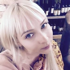 Meet your Posher, Tatyana